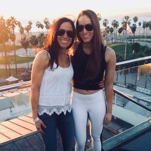 Meet your Posher, Avery